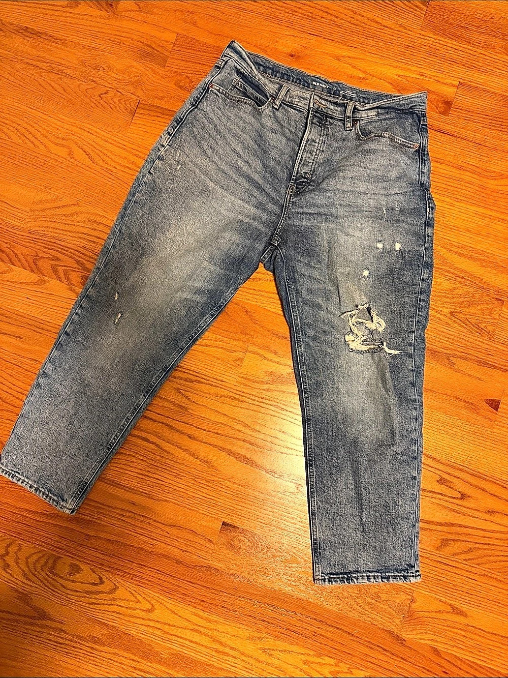 Old Navy Extra High Rise curvy ski hi straight distressed jeans